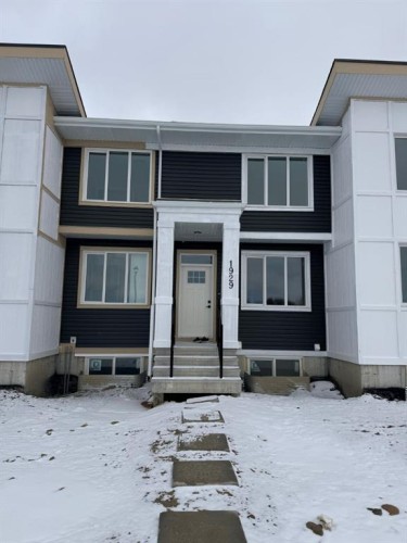 1929 McCaskill Drive  Crossfield, AB T0M 0C1