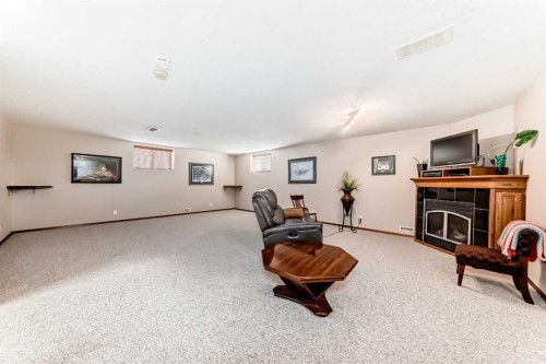 112 West Creek Glen, Chestermere, AB - Indoor Photo Showing Other Room