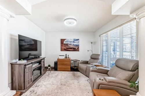 112 West Creek Glen, Chestermere, AB - Indoor Photo Showing Living Room
