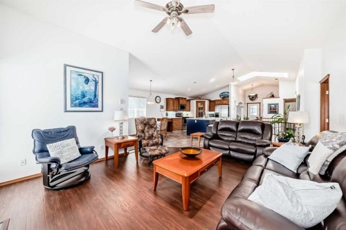 112 West Creek Glen, Chestermere, AB - Indoor Photo Showing Living Room