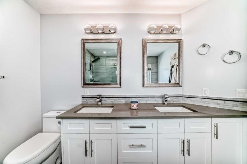 291 East Chestermere Drive, Chestermere, AB - Indoor Photo Showing Bathroom