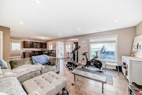 291 East Chestermere Drive, Chestermere, AB - Indoor