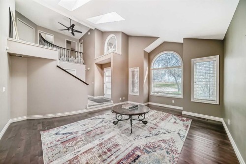 291 East Chestermere Drive, Chestermere, AB - Indoor Photo Showing Other Room