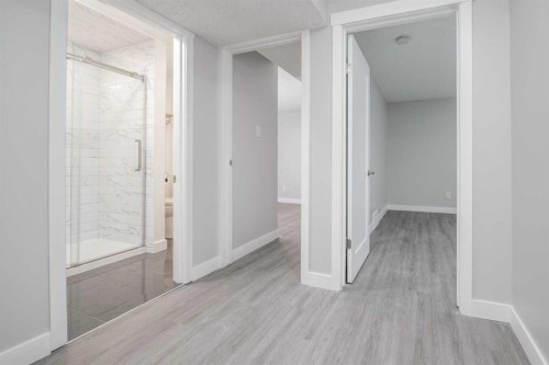 6036 4 Street Ne, Calgary, AB - Indoor Photo Showing Other Room