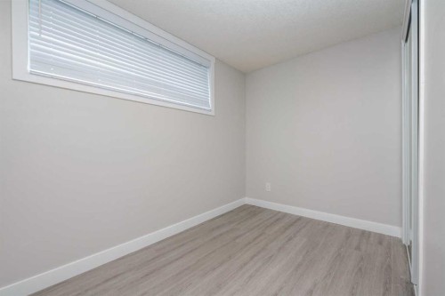 6036 4 Street Ne, Calgary, AB - Indoor Photo Showing Other Room