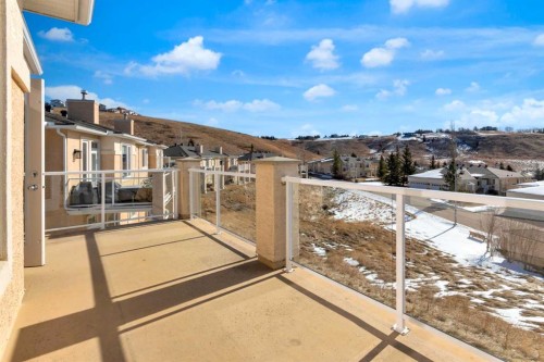 106-1000 Glenhaven Way, Cochrane, AB - Outdoor