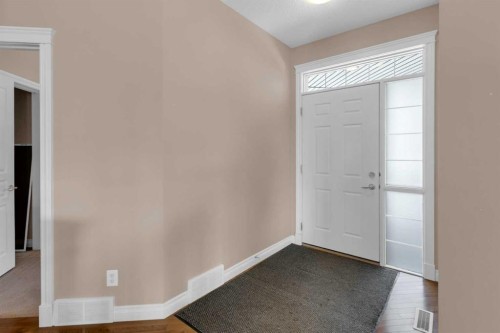 106-1000 Glenhaven Way, Cochrane, AB - Indoor Photo Showing Other Room