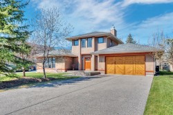 31 Ranch Road Okotoks, AB T1S 1W8