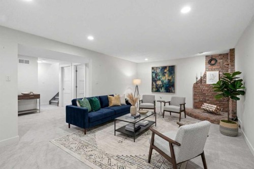 14543 Parkside Drive Se, Calgary, AB - Indoor Photo Showing Living Room
