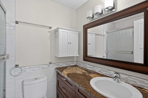 14543 Parkside Drive Se, Calgary, AB - Indoor Photo Showing Bathroom