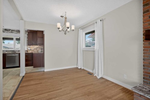 14543 Parkside Drive Se, Calgary, AB - Indoor