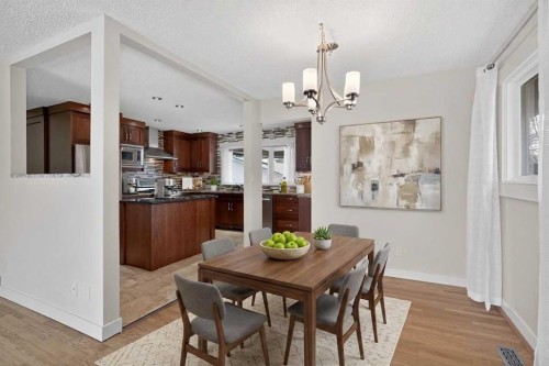 14543 Parkside Drive Se, Calgary, AB - Indoor Photo Showing Dining Room