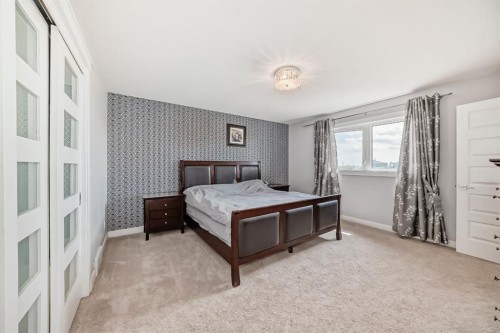 240076 Paradise Meadow Drive, Chestermere, AB - Indoor Photo Showing Bedroom