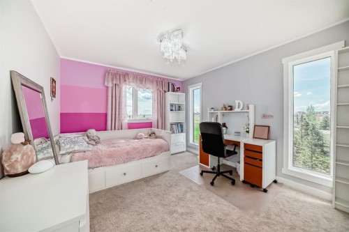 240076 Paradise Meadow Drive, Chestermere, AB - Indoor Photo Showing Bedroom