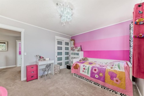 240076 Paradise Meadow Drive, Chestermere, AB - Indoor Photo Showing Bedroom