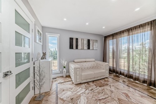 240076 Paradise Meadow Drive, Chestermere, AB - Indoor Photo Showing Bedroom