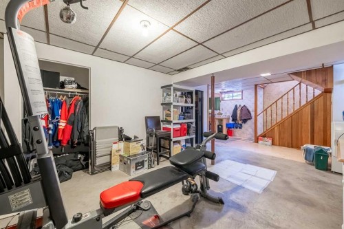 116 Dovercrest Way Se, Calgary, AB - Indoor