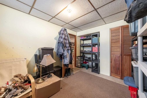 116 Dovercrest Way Se, Calgary, AB - Indoor