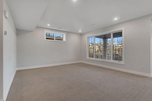 28 Spring Creek Point Sw, Calgary, AB - Indoor Photo Showing Other Room