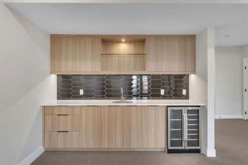 28 Spring Creek Point Sw, Calgary, AB - Indoor Photo Showing Other Room