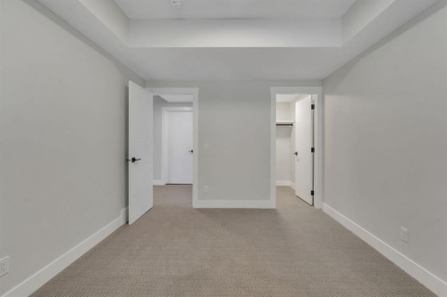 28 Spring Creek Point Sw, Calgary, AB - Indoor Photo Showing Other Room
