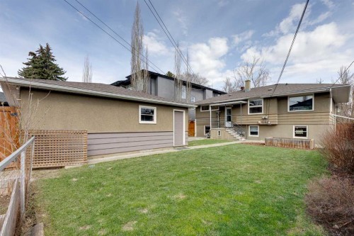 403 30 Avenue Nw, Calgary, AB - Outdoor