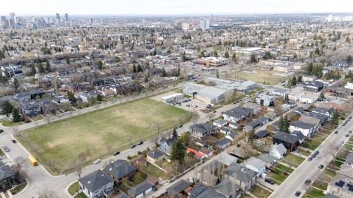 403 30 Avenue Nw, Calgary, AB - Outdoor With View