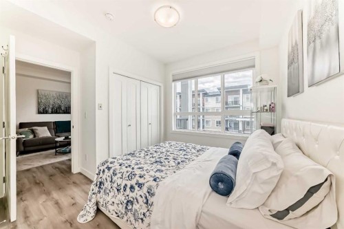 311-40 Walgrove Walk Se, Calgary, AB - Indoor Photo Showing Bedroom