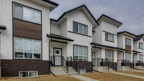 B-10 Evergreen Way, Red Deer, AB - Outdoor