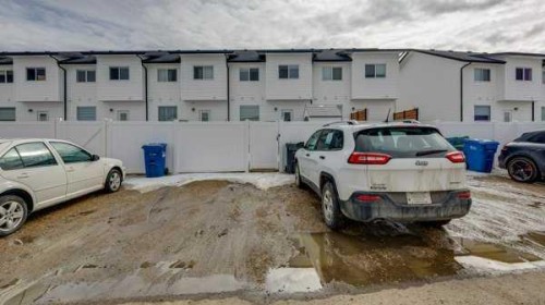 B-10 Evergreen Way, Red Deer, AB - Indoor Photo Showing Garage
