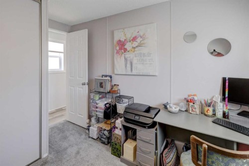 256 Burroughs Circle Ne, Calgary, AB 