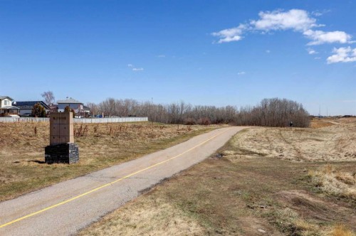 256 Burroughs Circle Ne, Calgary, AB 