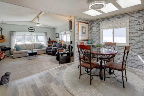 256 Burroughs Circle Ne, Calgary, AB 