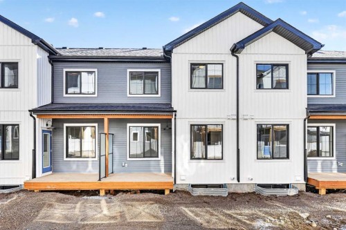 54 Creekside Way Sw, Calgary, AB - Outdoor