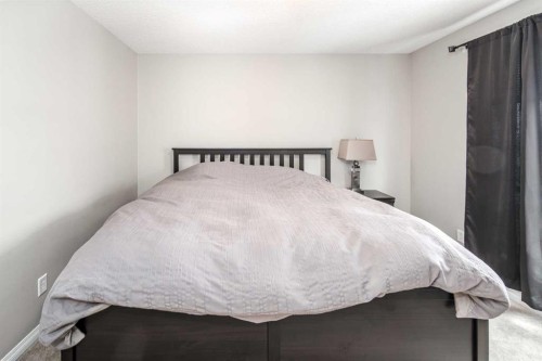 159 Kincora Heath Nw, Calgary, AB - Indoor Photo Showing Bedroom