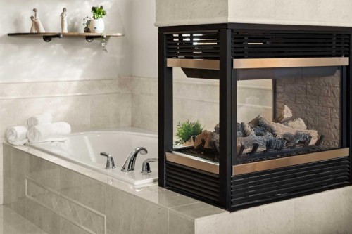93 Cranwell Place Se, Calgary, AB - Indoor Photo Showing Bathroom