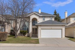 123 Schiller Crescent NW Calgary, AB T3L 1W9