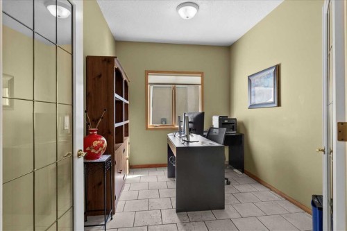 123 Schiller Crescent Nw, Calgary, AB 