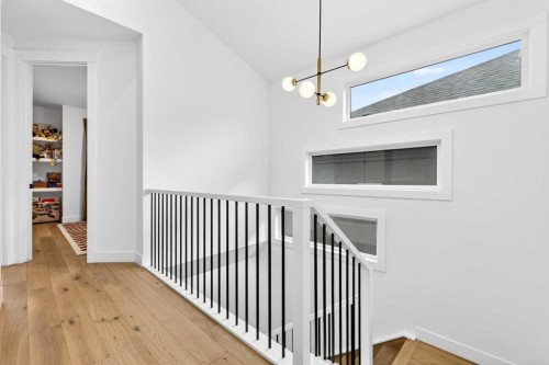 2129 27 Avenue Sw, Calgary, AB - Indoor Photo Showing Other Room