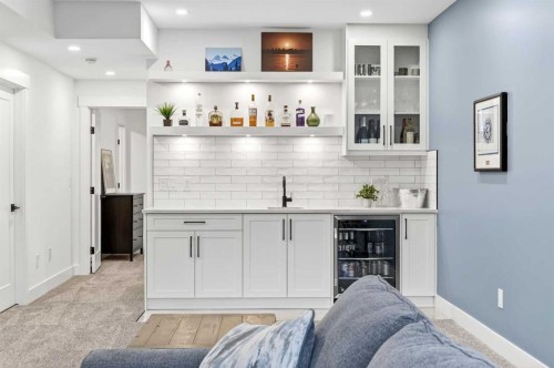 2129 27 Avenue Sw, Calgary, AB - Indoor Photo Showing Other Room