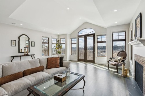 2908 Toronto Crescent Nw, Calgary, AB - Indoor Photo Showing Living Room With Fireplace