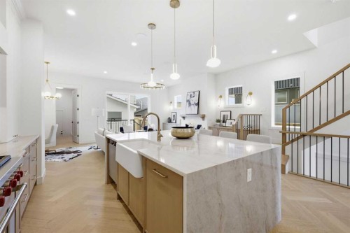 2133 29 Avenue Sw, Calgary, AB - Indoor Photo Showing Kitchen With Upgraded Kitchen