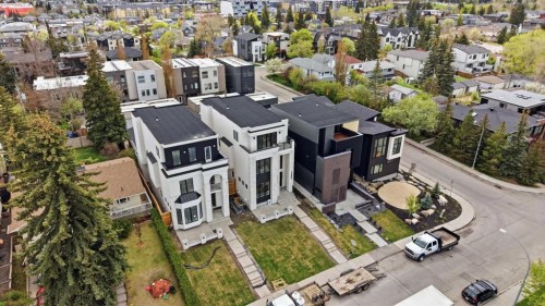 2133 29 Avenue Sw, Calgary, AB - Outdoor