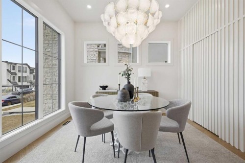 2133 29 Avenue Sw, Calgary, AB - Indoor Photo Showing Dining Room