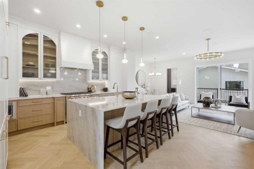 2133 29 Avenue Sw, Calgary, AB - Indoor Photo Showing Kitchen With Upgraded Kitchen