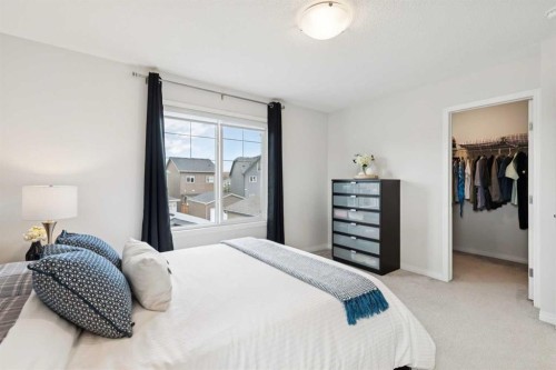 8 Walgrove Green Se, Calgary, AB - Indoor Photo Showing Bedroom
