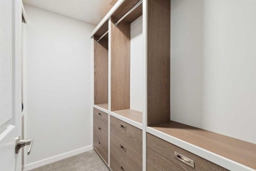 8 Walgrove Green Se, Calgary, AB - Indoor Photo Showing Other Room