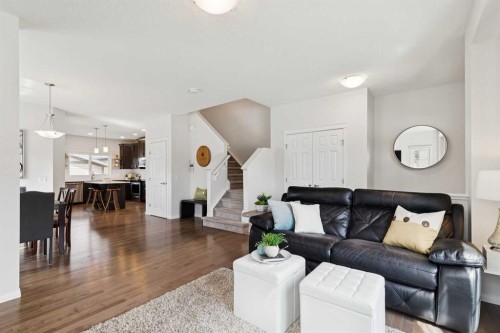 8 Walgrove Green Se, Calgary, AB - Indoor Photo Showing Living Room