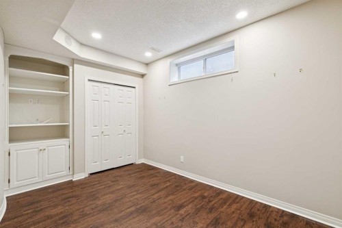 1656 Evergreen Hill Sw, Calgary, AB - Indoor Photo Showing Other Room