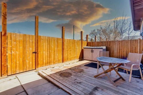 1144 Berkley Drive Nw, Calgary, AB 